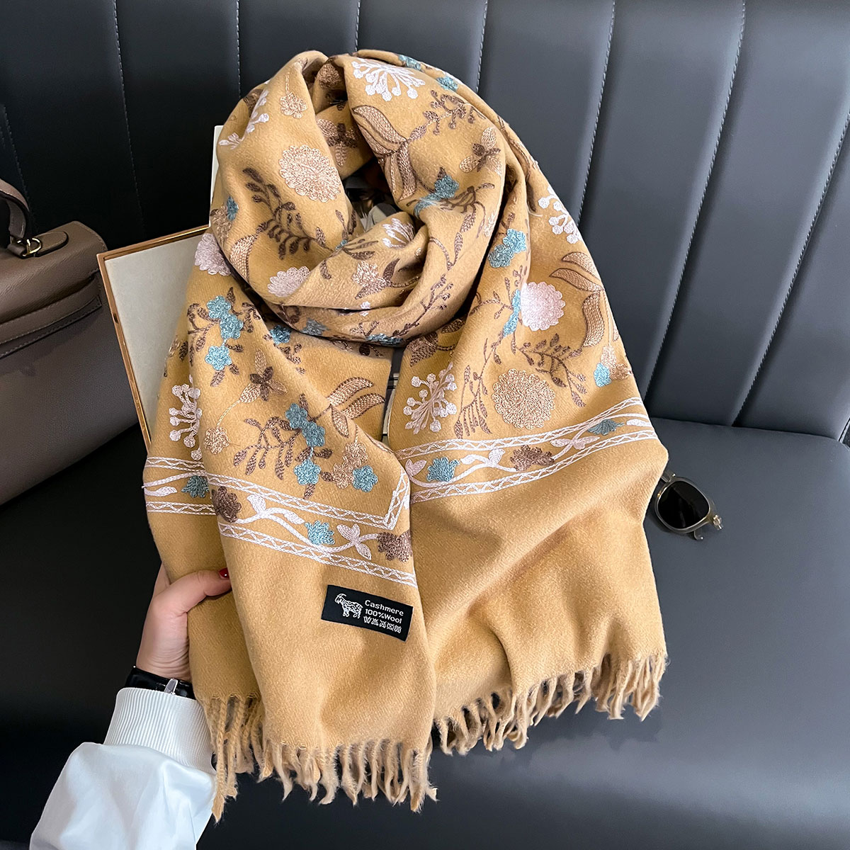 Nuovo Inverno Caldo Sciarpa di - Woven Scarf Blanket recensione e prezzo