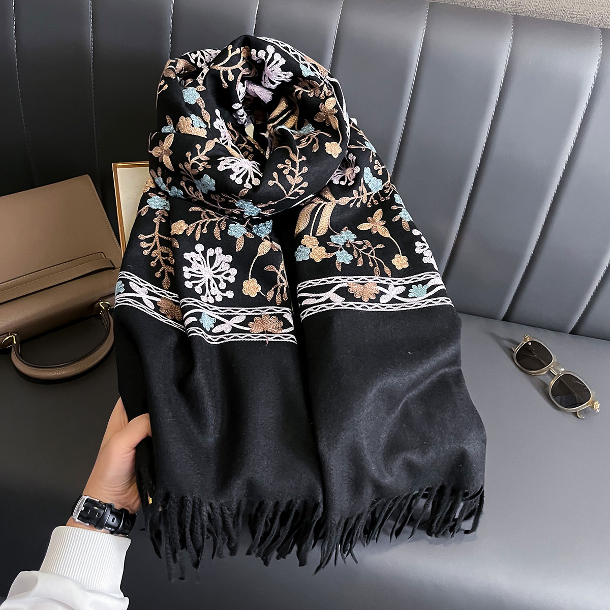Nuovo Inverno Caldo Sciarpa di - Woven Scarf Blanket recensione e prezzo