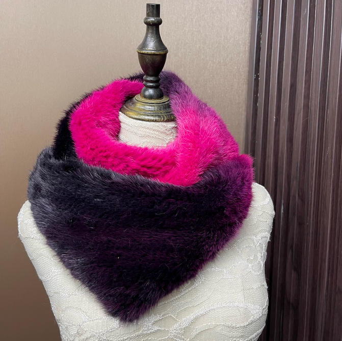 Sciarpa in vera pelliccia di v - Infinity Scarf Knit recensione e prezzo