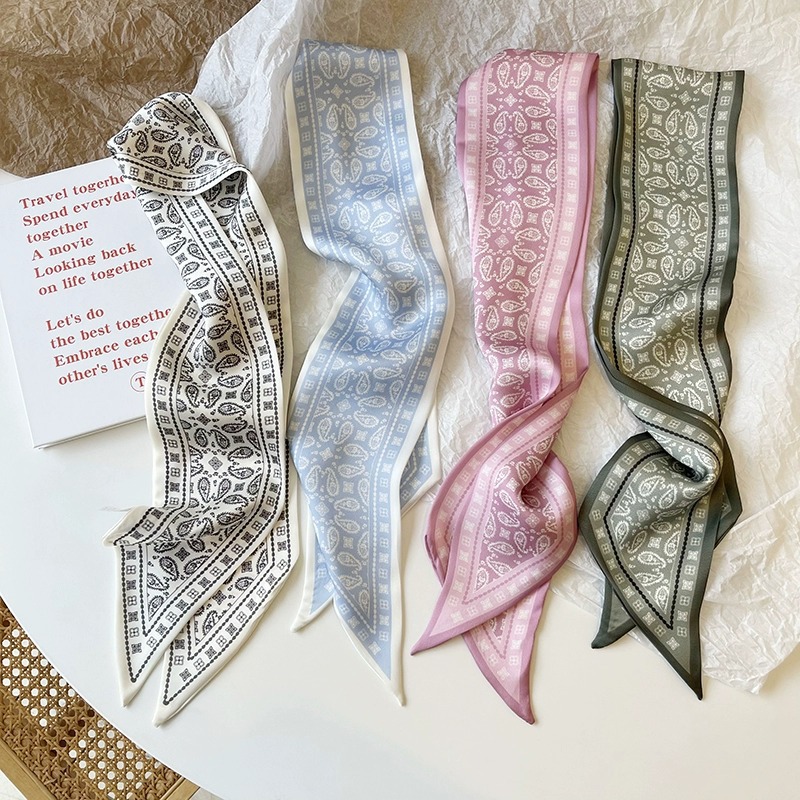 Set Serie Sciarpa in raso di s - Ascot Neck Scarf recensione e prezzo