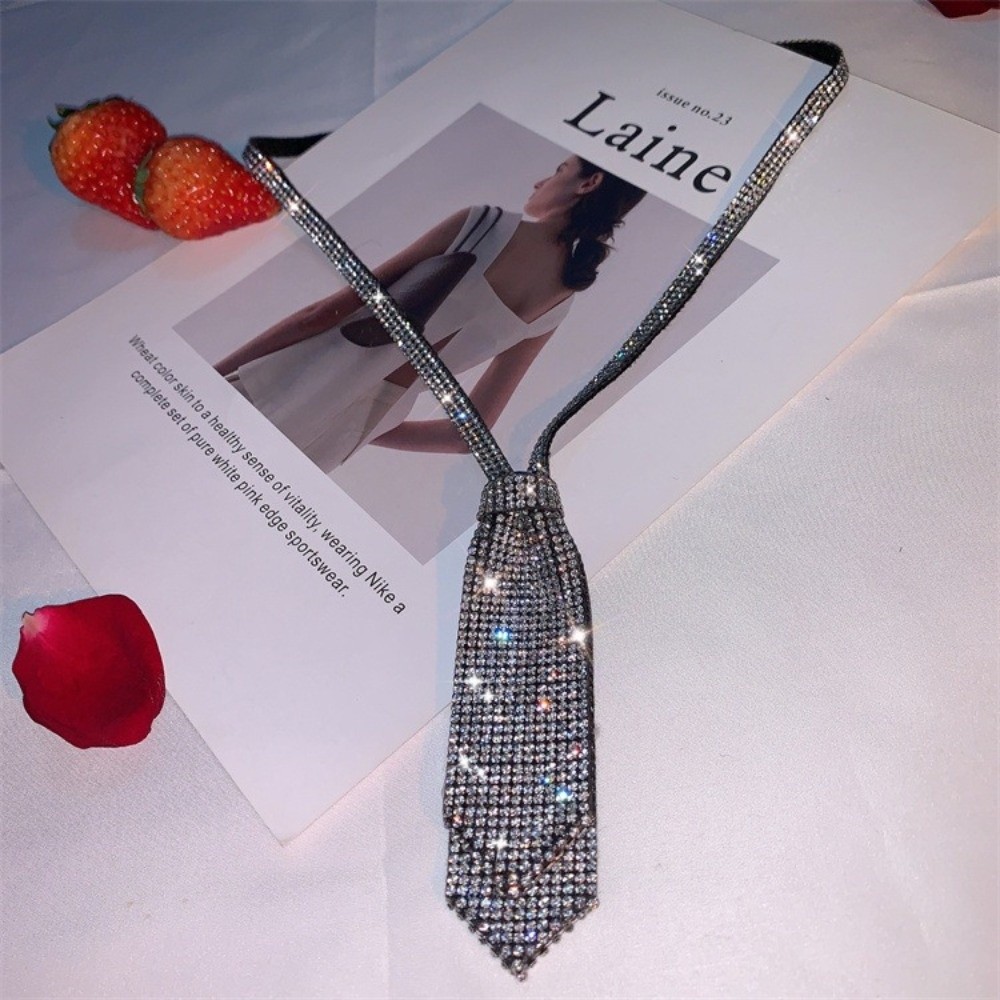 Cravatta a Doppio Strato con S - Bow Tie Pre Tied recensione e prezzo
