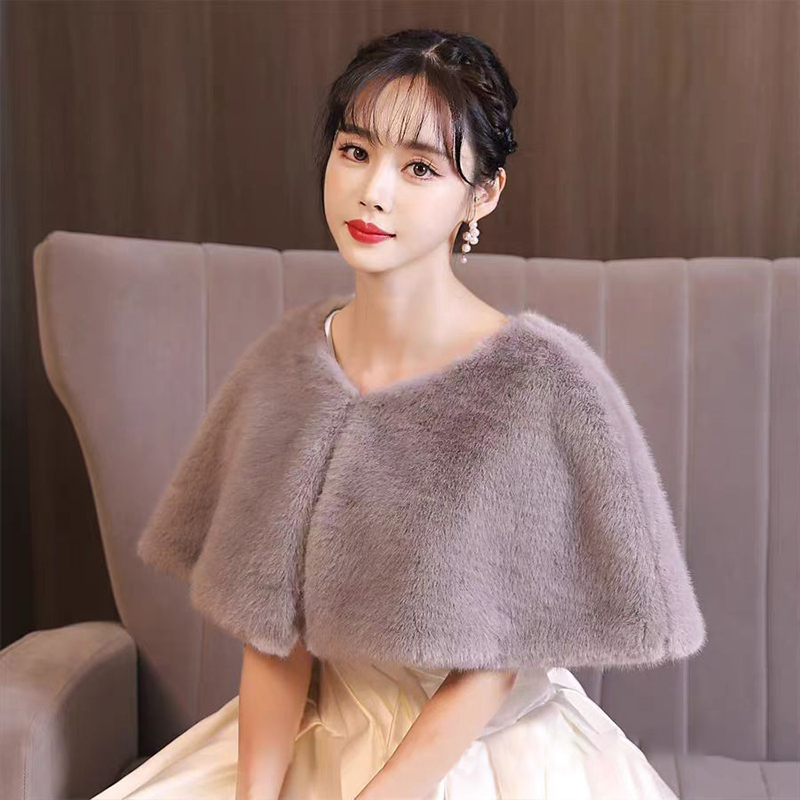 Scialle invernale da donna in  - Stole Wedding Shawl recensione e prezzo