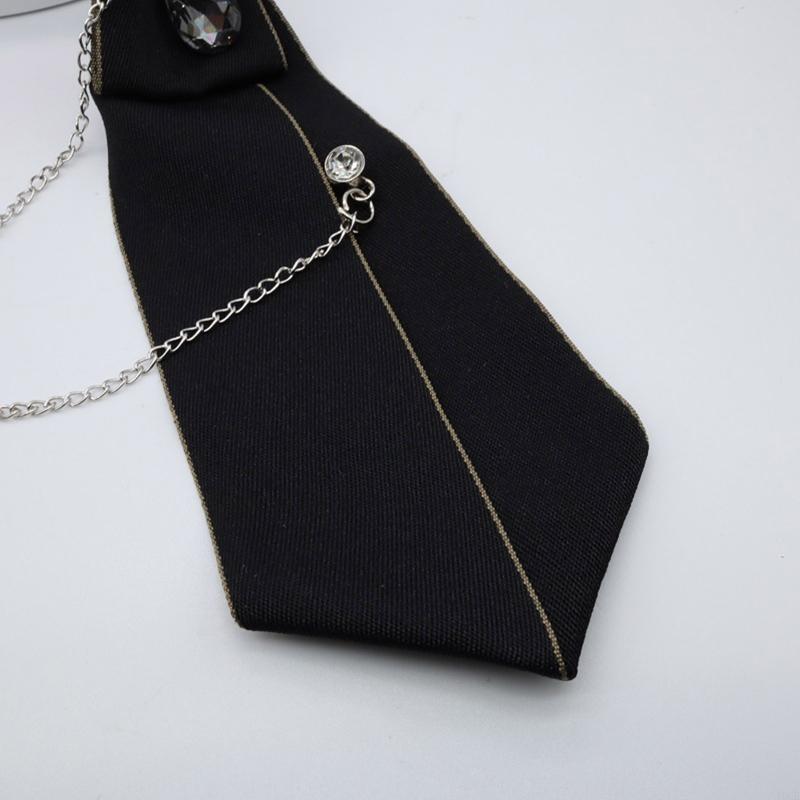Cravatta con ciondolo con cate - Bow Tie Pre Tied recensione e prezzo