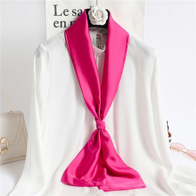 Sciarpa Lunga in Seta Rossa Ti - Ascot Neck Scarf recensione e prezzo