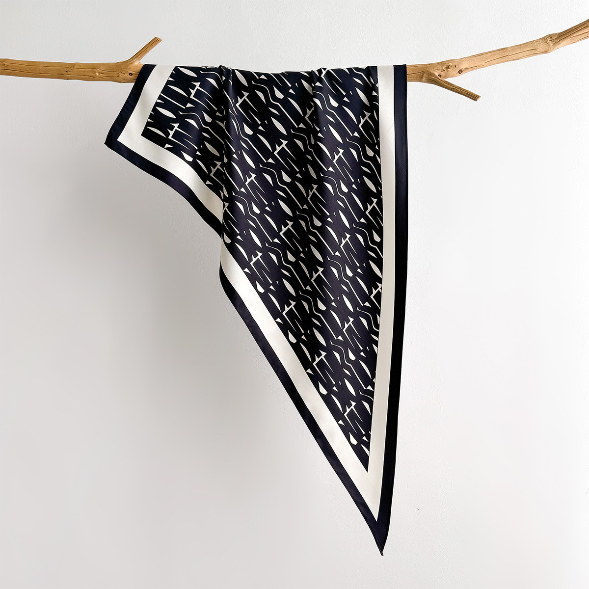 Sciarpa quadrata stampata prim - Face Scarf Mask recensione e prezzo