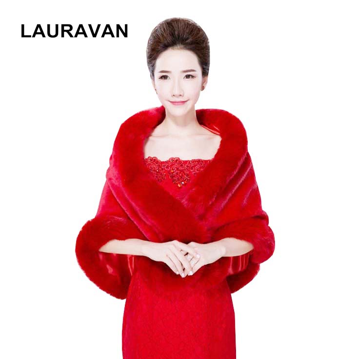 Sciarpa Rossa da Sposa Inverna - Stole Wedding Shawl recensione e prezzo