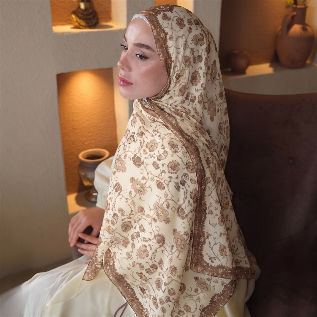 Hijab Vintage con Stampa Flore - Head Wrap Turban recensione e prezzo